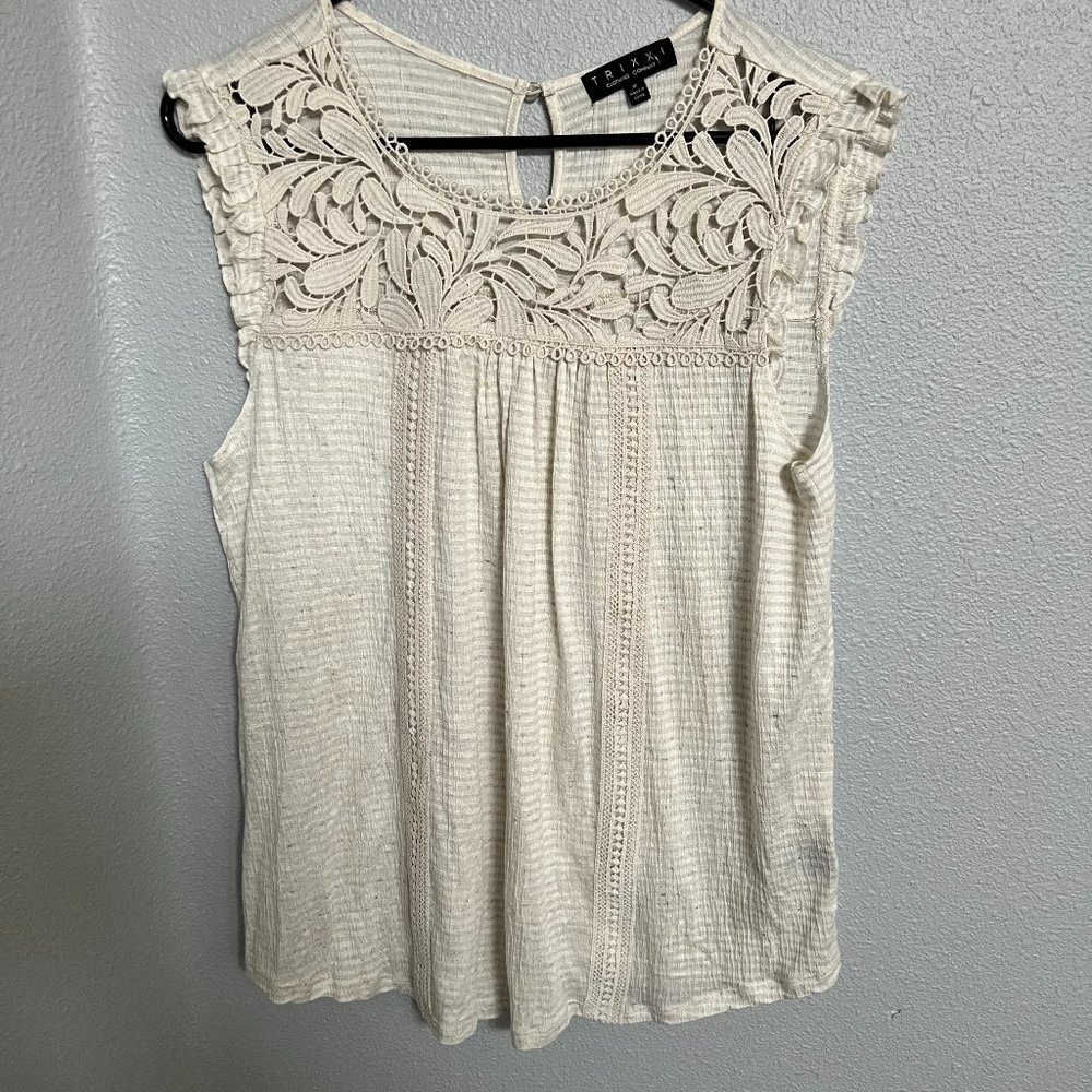NWT TRIXXI Clothing Co Tank Top w/ Crochet Neckline Detail